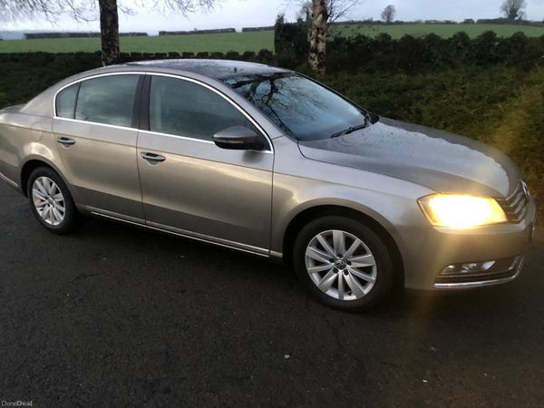 Volkswagen Passat Saloon, Diesel, 2015, Brown