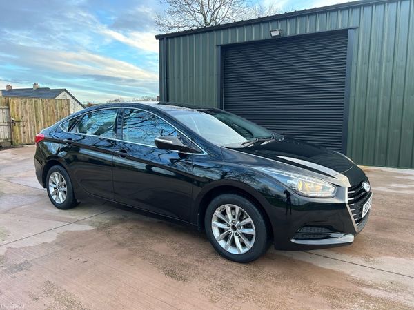 Hyundai i40 Saloon, Diesel, 2016, Black