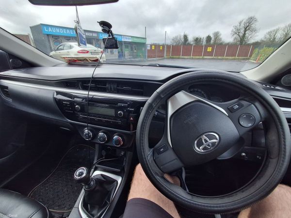 Toyota Corolla Saloon, Petrol, 2015, Other