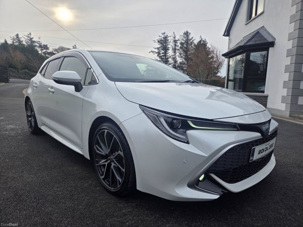 Toyota Corolla Hatchback, Petrol Hybrid, 2020, White