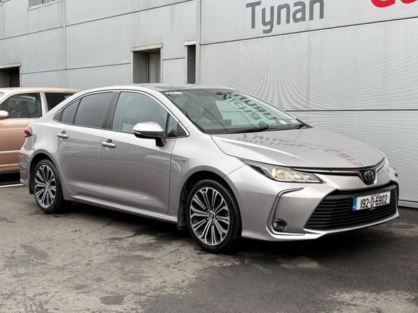 Toyota Corolla Saloon, Petrol Hybrid, 2019, Grey