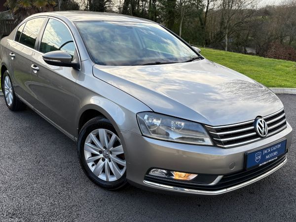 Volkswagen Passat Saloon, Diesel, 2012, Brown