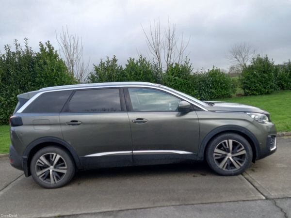 Peugeot 5008 MPV, Diesel, 2018, Grey