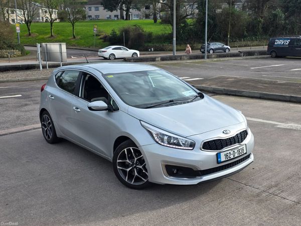 Kia Ceed Hatchback, Diesel, 2016, Silver