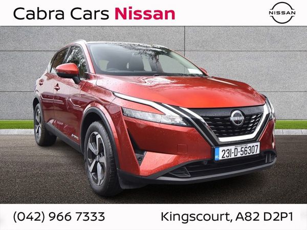 Nissan Qashqai Hatchback, Petrol Hybrid, 2023, Red