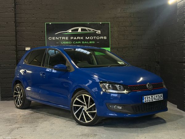 Volkswagen Polo Hatchback, Petrol, 2013, Blue