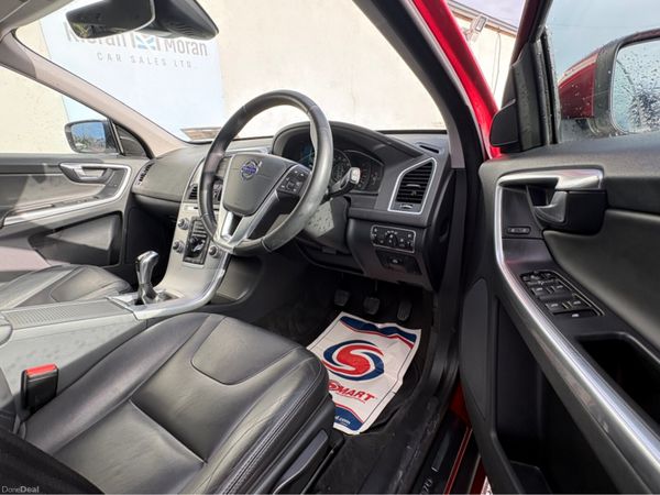 Volvo XC60 Estate, Diesel, 2017, Red