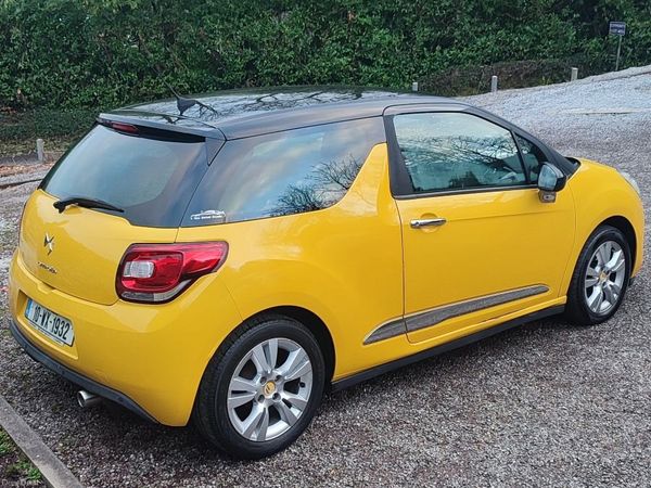 DS Automobiles DS 3 Hatchback, Diesel, 2010, Yellow