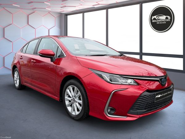 Toyota Corolla Saloon, Petrol Hybrid, 2023, Red