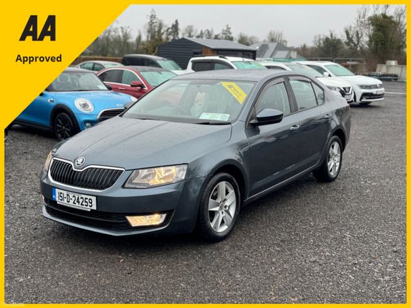 Skoda Octavia Hatchback, Diesel, 2015, Grey