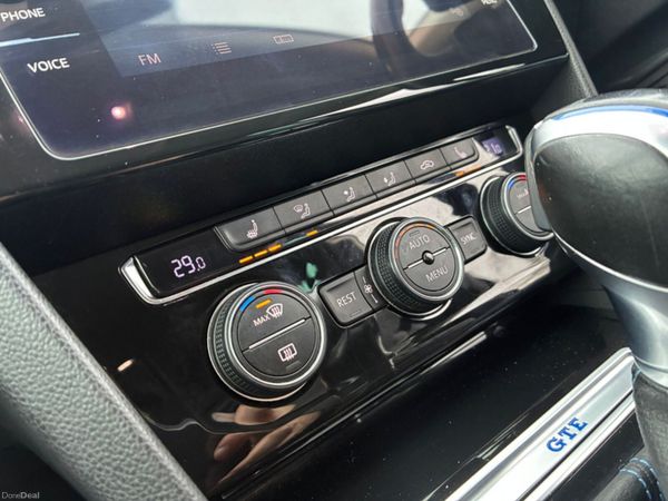 Volkswagen Passat Saloon, Petrol Plug-in Hybrid, 2018, Grey