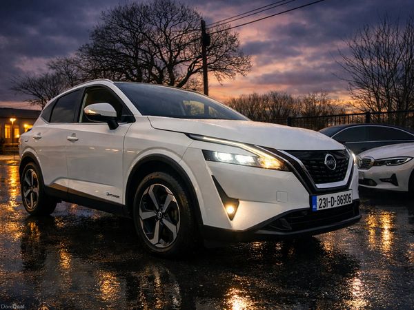 Nissan Qashqai MPV, Petrol, 2023, White