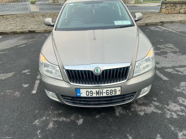 Skoda Octavia Hatchback, Diesel, 2009, Beige