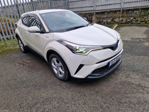 Toyota C-HR Hatchback, Petrol Hybrid, 2019, White