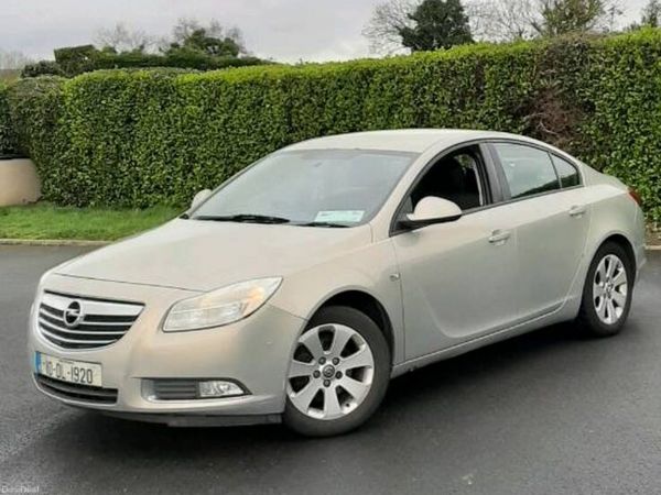 Opel Insignia Saloon, Diesel, 2010, Yellow