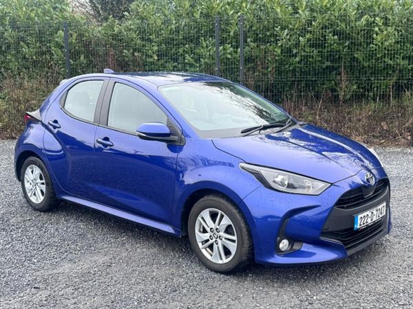 Toyota Yaris Hatchback, Petrol, 2022, Blue