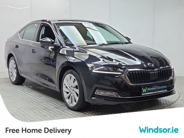Skoda Octavia Saloon, Diesel, 2023, Black