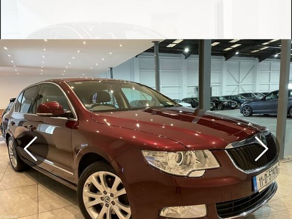 Skoda Superb Hatchback, Petrol, 2011, Purple