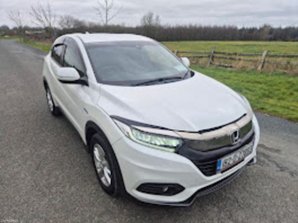Honda Vezel MPV, Petrol Hybrid, 2018, White