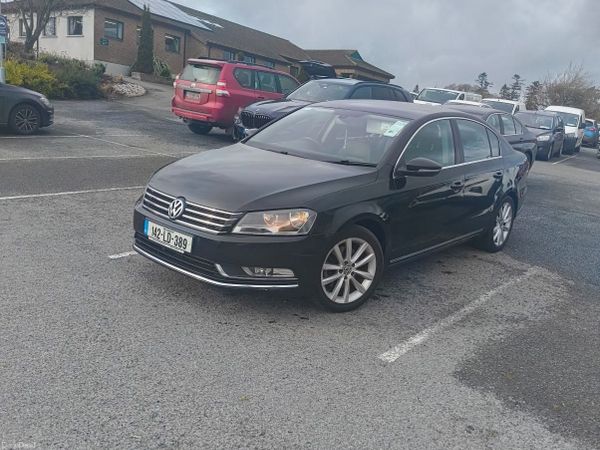 Volkswagen Passat Saloon, Diesel, 2014, Black