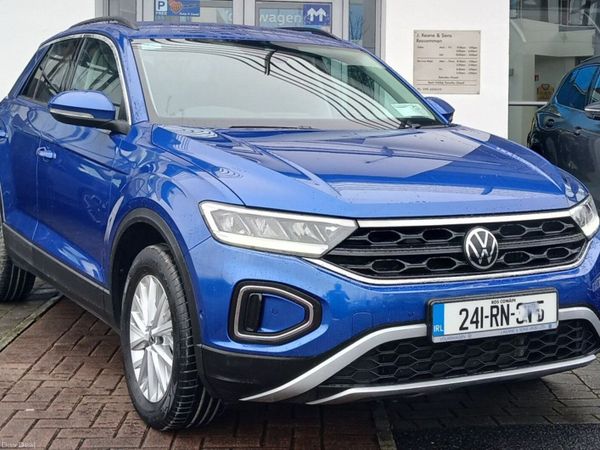 Volkswagen T-Roc SUV, Diesel, 2024, Blue