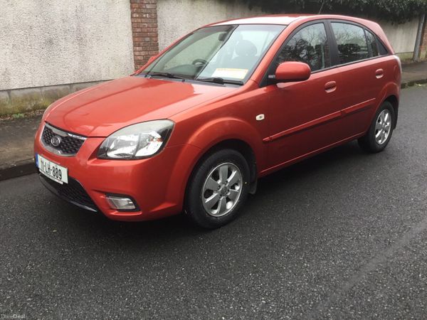 Toyota Avensis Saloon, Petrol, 2008, Black