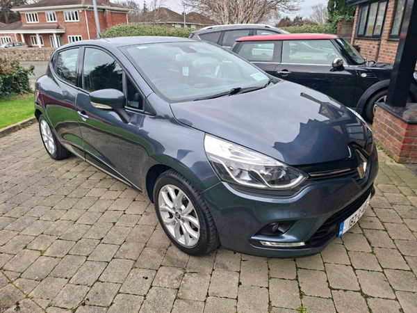 Renault Clio Hatchback, Petrol, 2018, Grey