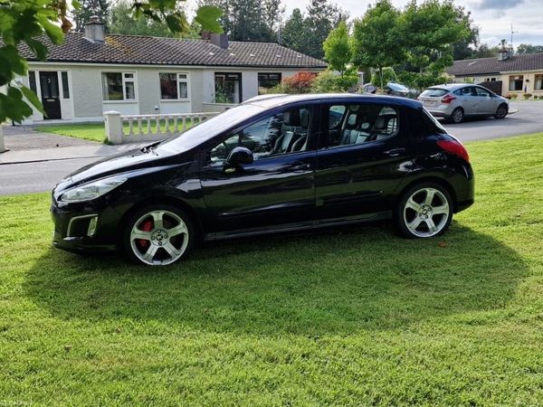 Peugeot 308 MPV, Diesel, 2012, Black