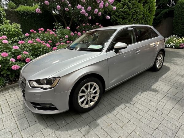 Audi A3 Hatchback, Diesel, 2014, Silver