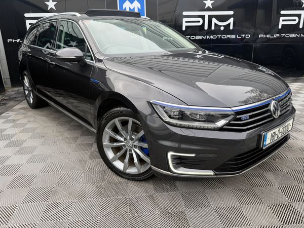 Volkswagen Passat Estate, Petrol Plug-in Hybrid, 2018, Grey