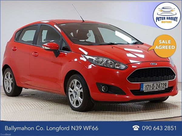 Ford Fiesta Hatchback, Petrol, 2017, Red