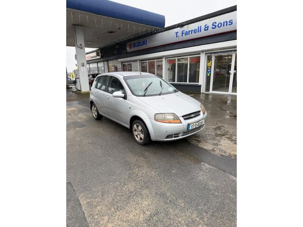 Chevrolet Kalos Hatchback, Petrol, 2007, Silver
