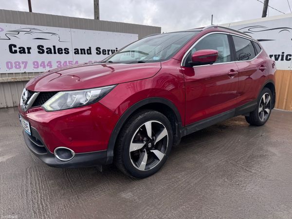 Nissan Qashqai SUV, Diesel, 2017, Red