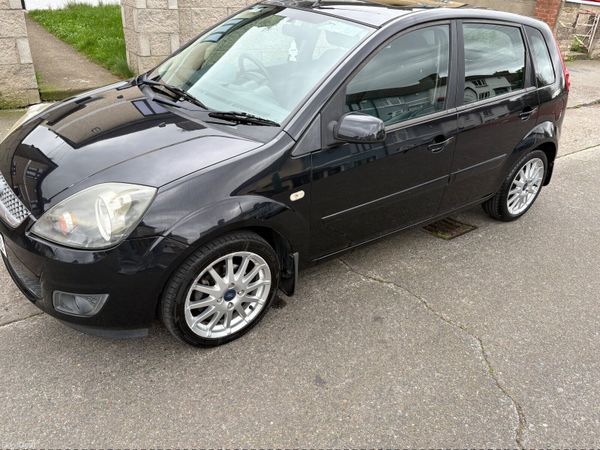 Ford Fiesta Hatchback, Petrol, 2007, Black