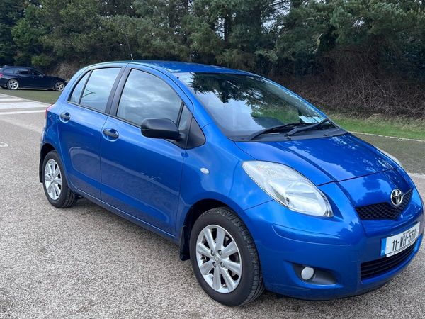 Toyota Yaris Hatchback, Petrol, 2011, Blue
