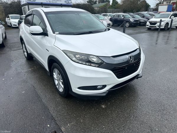 Honda Vezel Hatchback, Petrol Hybrid, 2014, White