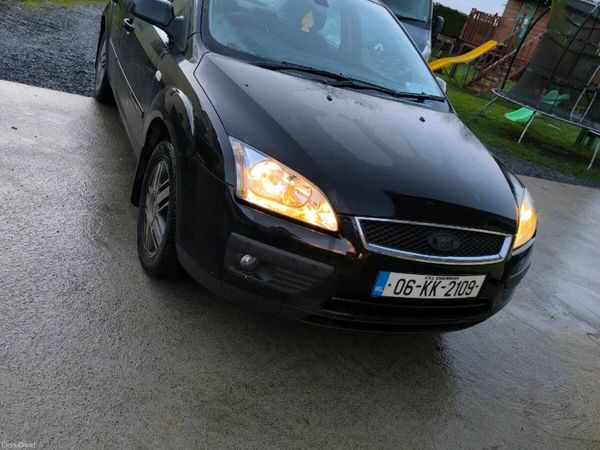 Ford Focus Saloon, Petrol, 2006, Black