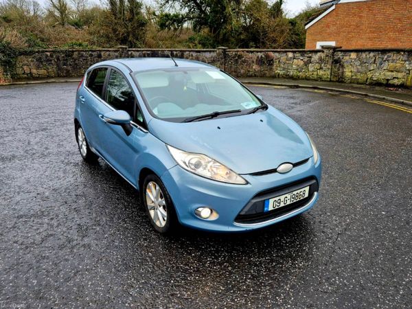 Ford Fiesta Hatchback, Petrol, 2009, Blue