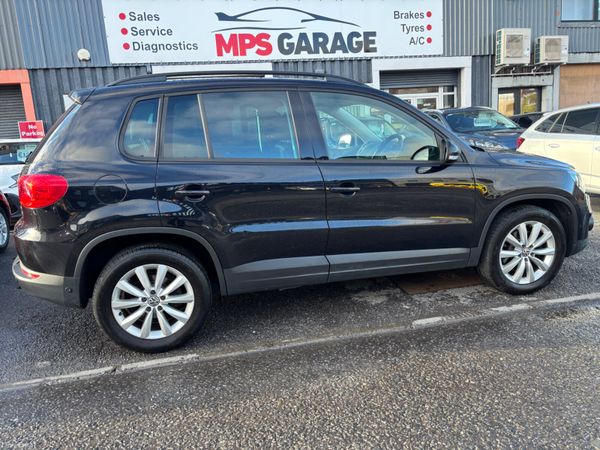 Volkswagen Tiguan SUV, Diesel, 2014, Black