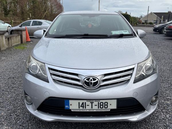 Toyota Avensis Saloon, Diesel, 2014, Silver