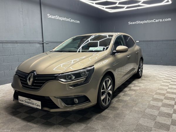 Renault Megane Hatchback, Diesel, 2017, Brown
