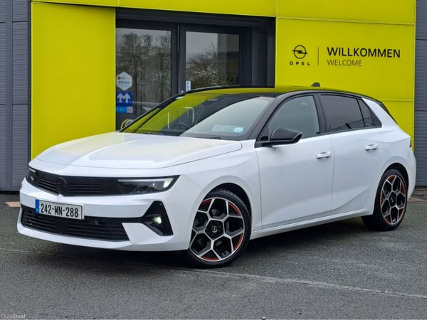 Opel Astra Hatchback, Diesel, 2024, White