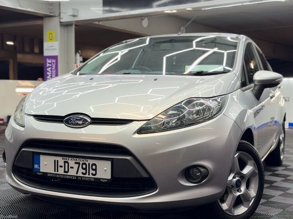 Ford Fiesta Hatchback, Petrol, 2011, Silver
