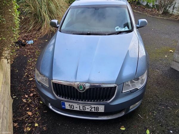 Skoda Superb Saloon, Diesel, 2010, Grey
