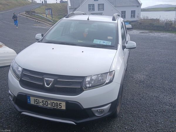 Dacia Sandero Stepway Hatchback, Diesel, 2015, White