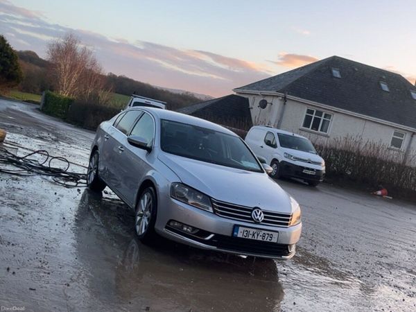 Volkswagen Passat Saloon, Diesel, 2013, Silver