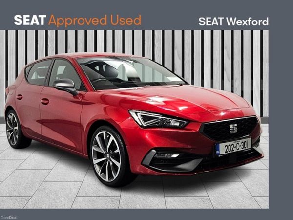 SEAT Leon Hatchback, Petrol, 2020, Red