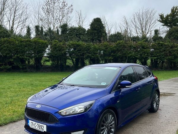 Ford Focus Hatchback, Diesel, 2017, Blue