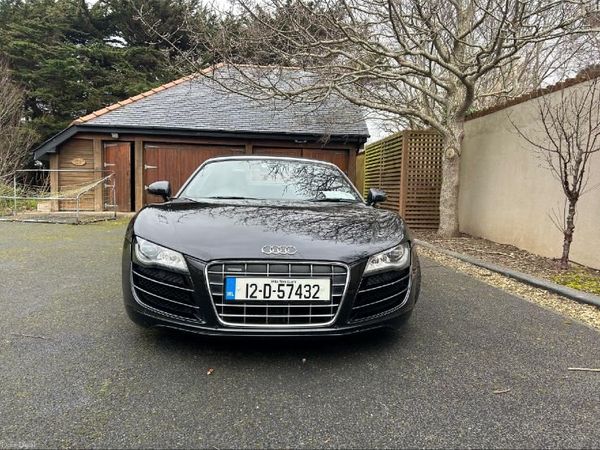 Audi R8 Convertible, Petrol, 2012, Black