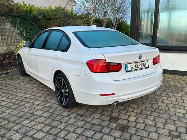 BMW 3-Series Saloon, Diesel, 2012, White